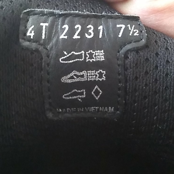 PRADA MENS SNEAKERS NAVY PATENT NEED REFURBISHING - Picture 10 of 10